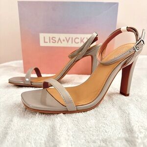 Lisa Vicky Grace Grey Patent ankle strap high heel sandals shoes size 7.5 M
